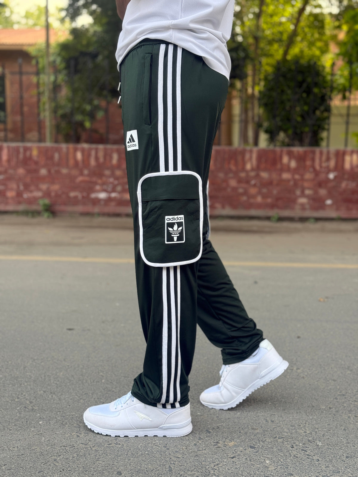 Premium Bottle Green Three Tapes Men's 4 way Stretch-able Lycra Oval Pocket Cargo Trousers